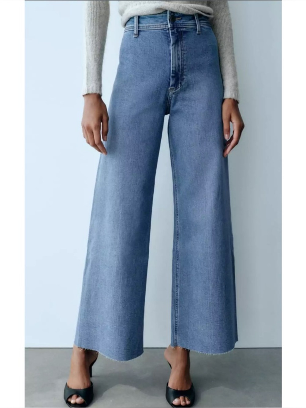 ZARA | The Marine Straight High Rise Wide Leg Jeans in Medium Blue, Size 6